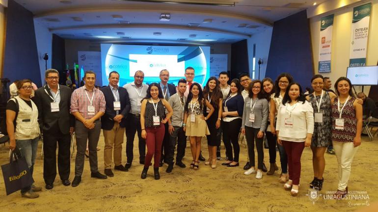 Egresada y estudiantes de Hotelería y Turismo, presentan ponencia en II Congreso de Jóvenes Líderes en Turismo - Bucaramanga