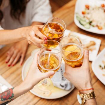 Consumo de bebidas alcohólicas en universitarios, un diagnóstico a tiempo salva y cambia vidas